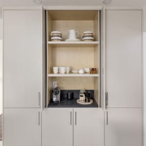 9441-131A-St-Surrey-13